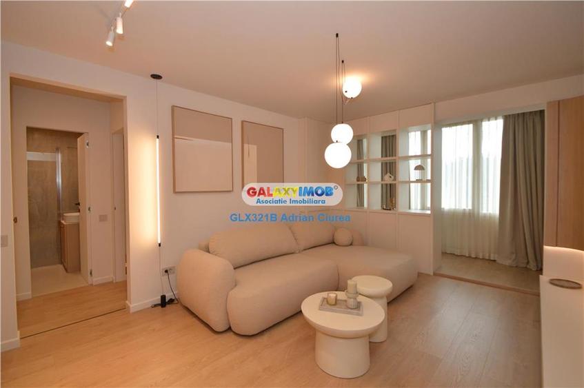 Apartament cu 2 camere semidecomandat, mobilat în Unirii