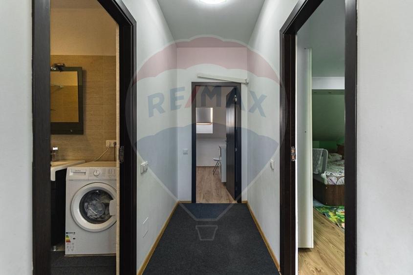 Apartament cu 3 camere decomandat, mobilat în Sânpetru