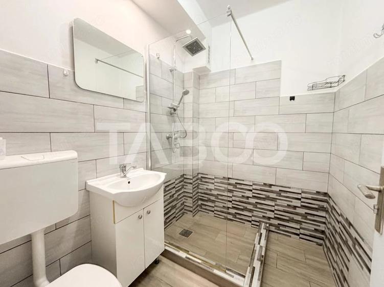Apartament cu 3 camere decomandat în Gară