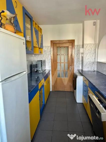 Apartament cu 3 camere semidecomandat în George Enescu
