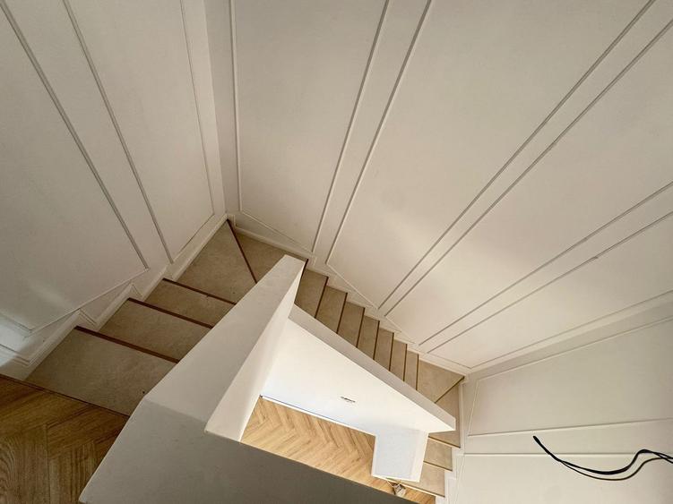 Duplex cu 5 camere cu Canalizare în Moșnița Nouă