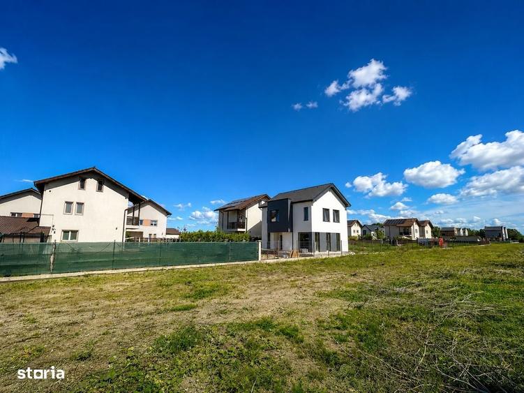 Teren intravilan 5.000 mp, str. Lanii Bartolomeu! - 1