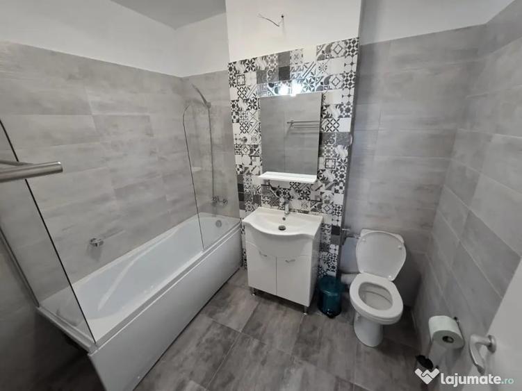 Apartament cu 2 camere decomandat în Exterior Vest