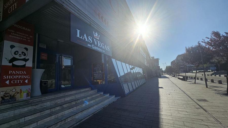 Spațiu comercial, de 289 mp, în Ultracentral