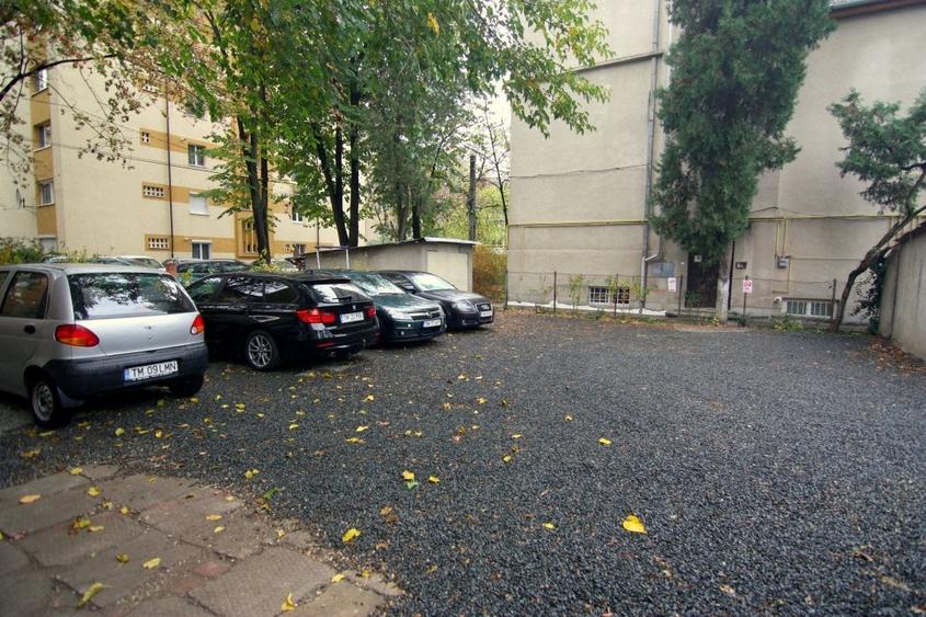 Apartament 2 camere, loc parcare curte imobil, 500 metri de Medicina - 10