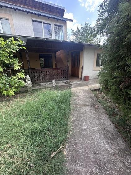 Casă cu 4 camere în Breb