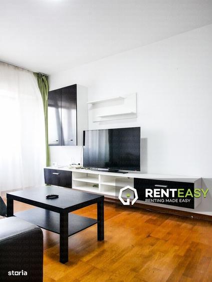 Apartament cu 3 camere decomandat în Independenței