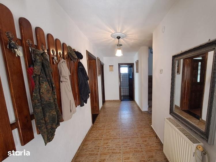 Casă cu 5 camere cu Teren 600 Mp în Nord
