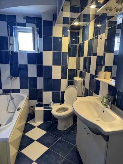 Apartament cu 3 camere decomandat în Păcurari