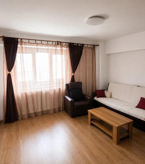 Apartament cu 2 camere decomandat în Frații Golești