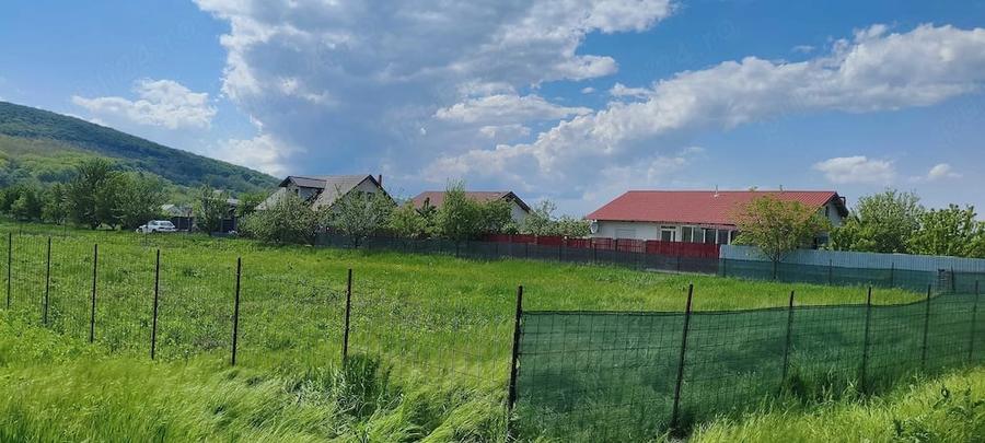 Teren de 940 mp, în Hemeiuș