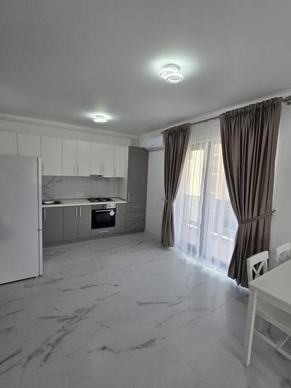 Apartament cu 2 camere semidecomandat în Petrești