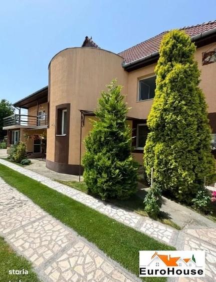 Casă cu 4 camere în Central