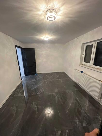 Casă cu 4 camere cu Teren 880 Mp în Gugești