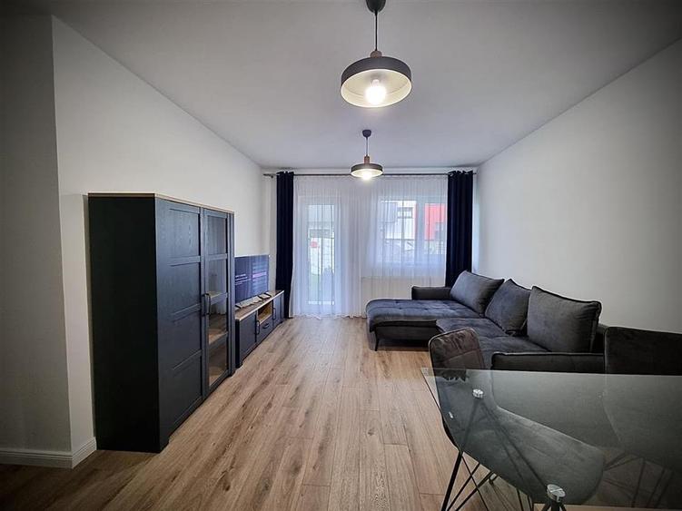 Apartament cu 2 camere decomandat, mobilat în Bartolomeu