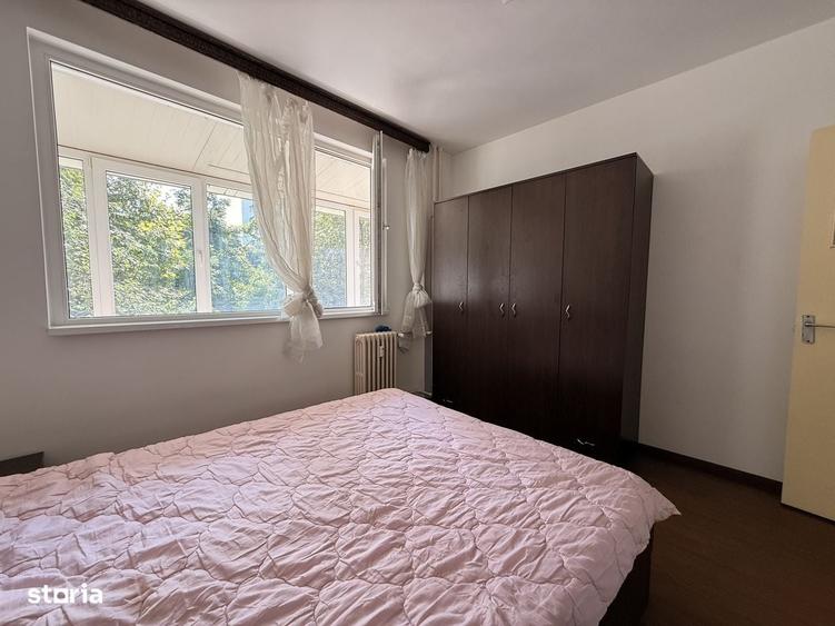 Apartament cu 2 camere semidecomandat în 1 Mai