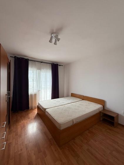 Apartament cu 2 camere decomandat în Zorilor