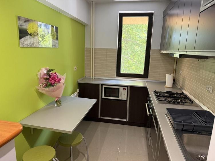 Apartament cu 2 camere semidecomandat în Central