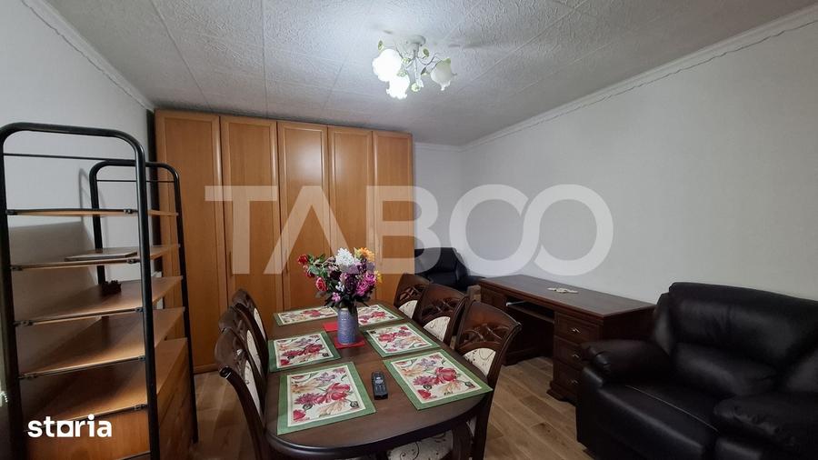 Apartament cu 2 camere decomandat în Vasile Aaron