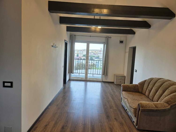 Apartament cu 3 camere decomandat în Grigorescu