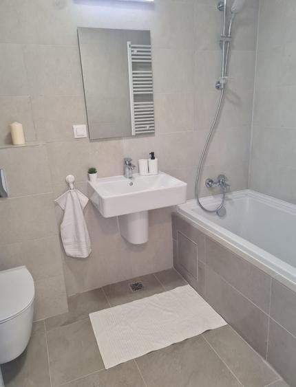 Apartament cu 2 camere decomandat, mobilat în Pipera