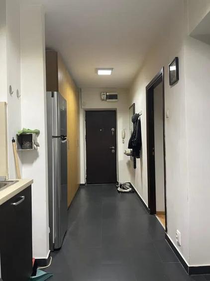 Apartament cu 2 camere decomandat, mobilat în Berceni