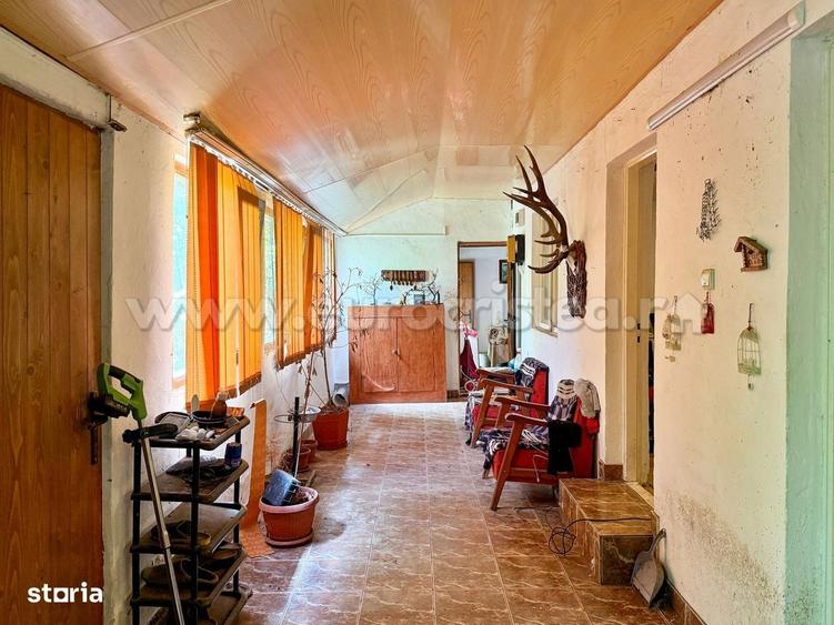 Casă cu 2 camere în Pecineaga