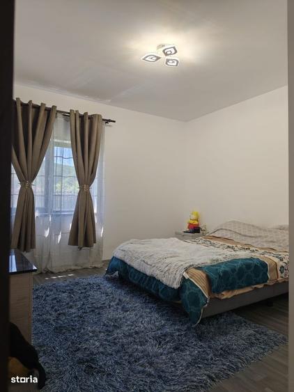 Casă cu 4 camere în Calvini