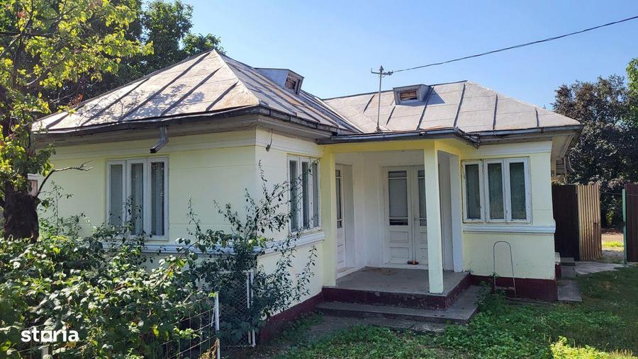 Casă cu 4 camere cu Teren 11287 Mp în Țifești