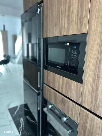 Casă cu 4 camere cu Teren 295 Mp în Central