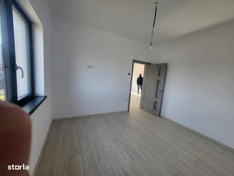 Casă cu 3 camere cu Teren 270 Mp în Hemeiuș