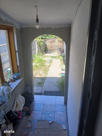 Casă cu 3 camere cu Teren 250 Mp în Agigea