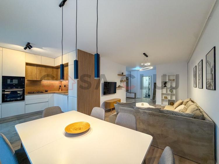 Apartament cu 3 camere semidecomandat, mobilat în Zorilor