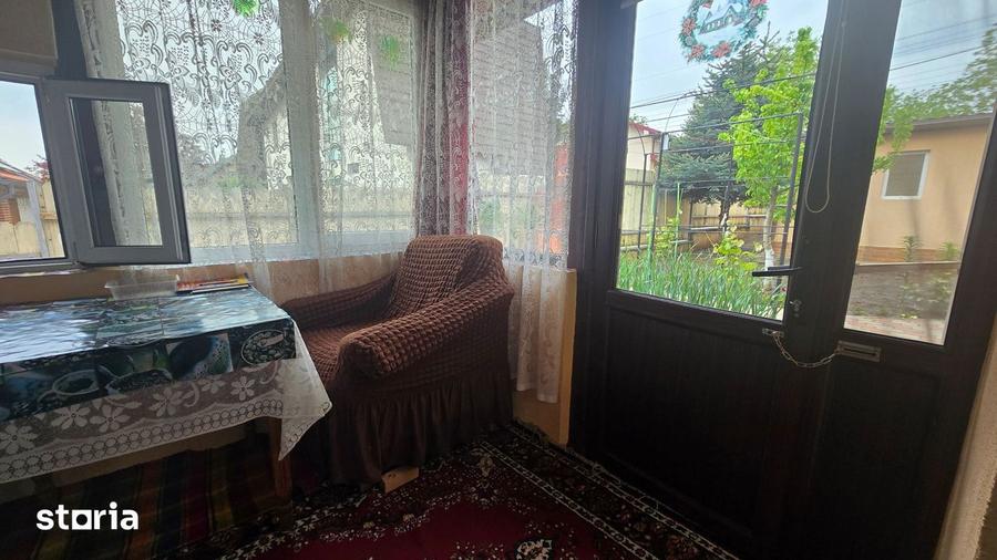 Casă cu 4 camere cu Teren 502 Mp în Nicolina