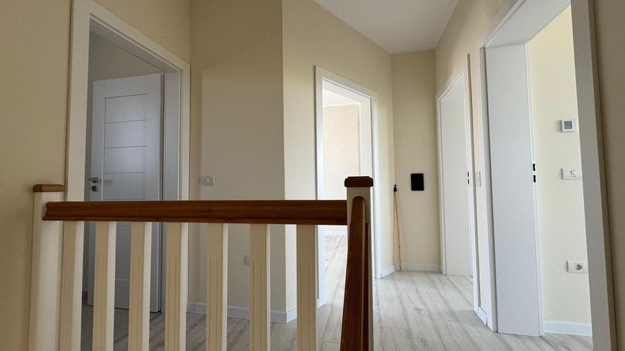 Duplex cu 4 camere cu Canalizare în Giroc