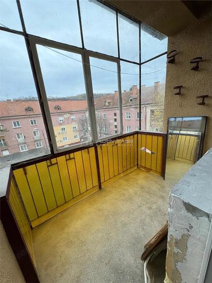 Apartament cu 2 camere decomandat în Luncă