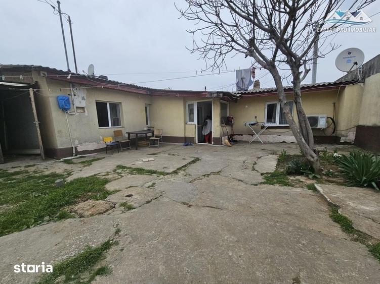 Casă cu 4 camere cu Teren 254 Mp în Giulești