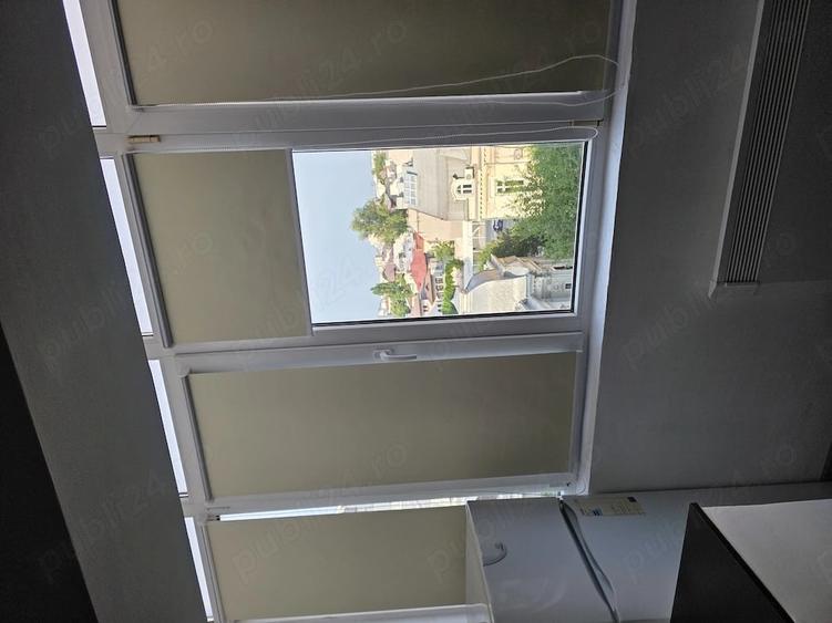 Garsonieră decomandată în Romană