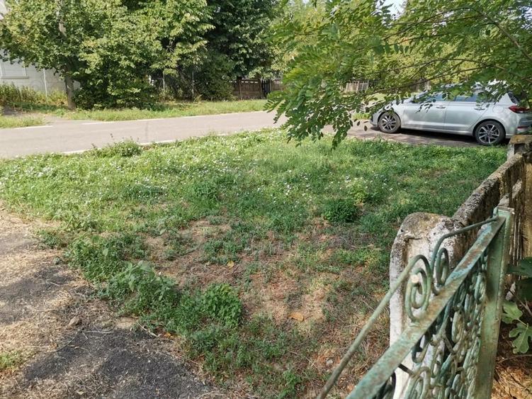 Casă cu 3 camere cu Teren 1400 Mp în Mihai Viteazu