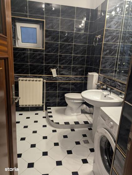 Apartament cu 3 camere decomandat în Primăverii