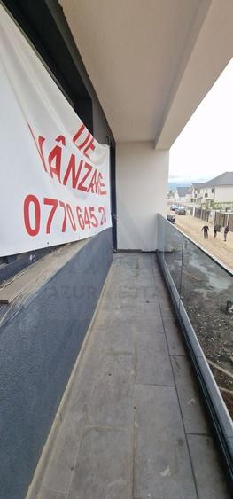 Duplex cu 4 camere cu Canalizare în Exterior Sud