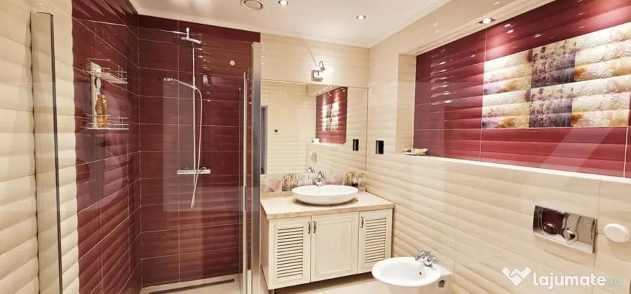 Casă cu 3 camere cu Teren 1152 Mp în Central