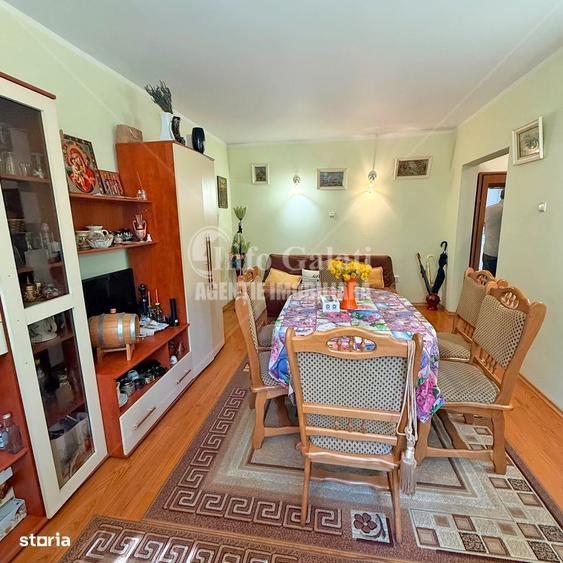 Apartament cu 4 camere în Micro 16