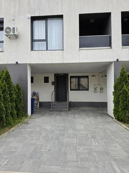 Casă cu 4 camere cu Canalizare în Nord-Vest
