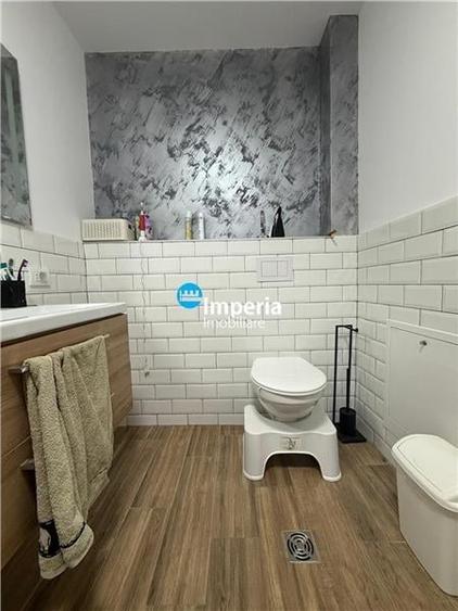 Casă individuală cu 5 camere cu Teren 400 Mp în Valea Adâncă