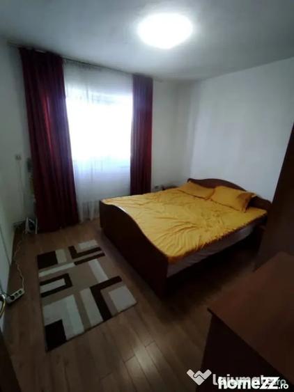Apartament cu 2 camere semidecomandat în 1 Mai