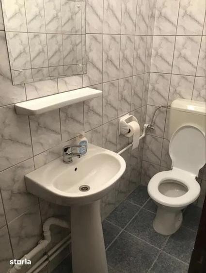 Apartament cu 3 camere decomandat în Rahova