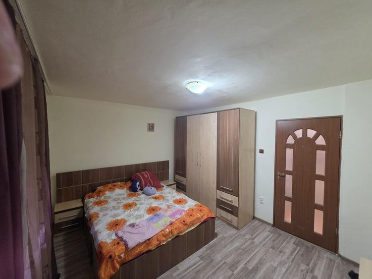 Apartament cu 2 camere decomandat în Exterior Vest
