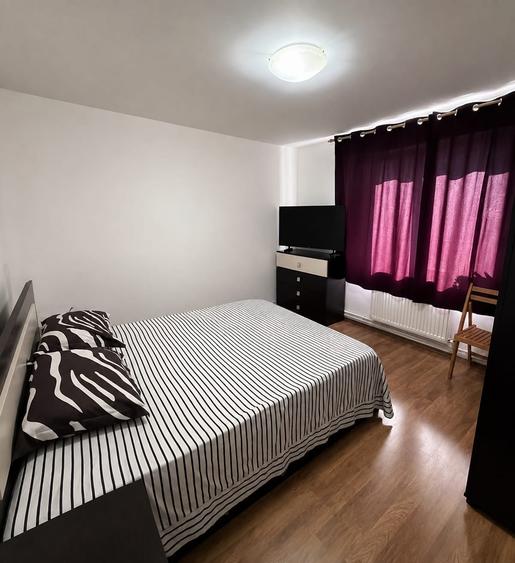 Apartament cu 4 camere în P-ța Reșița