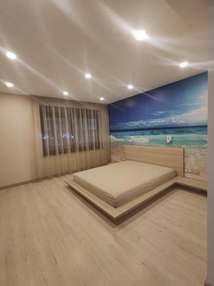 Casă individuală cu 4 camere cu Canalizare în Exterior Vest